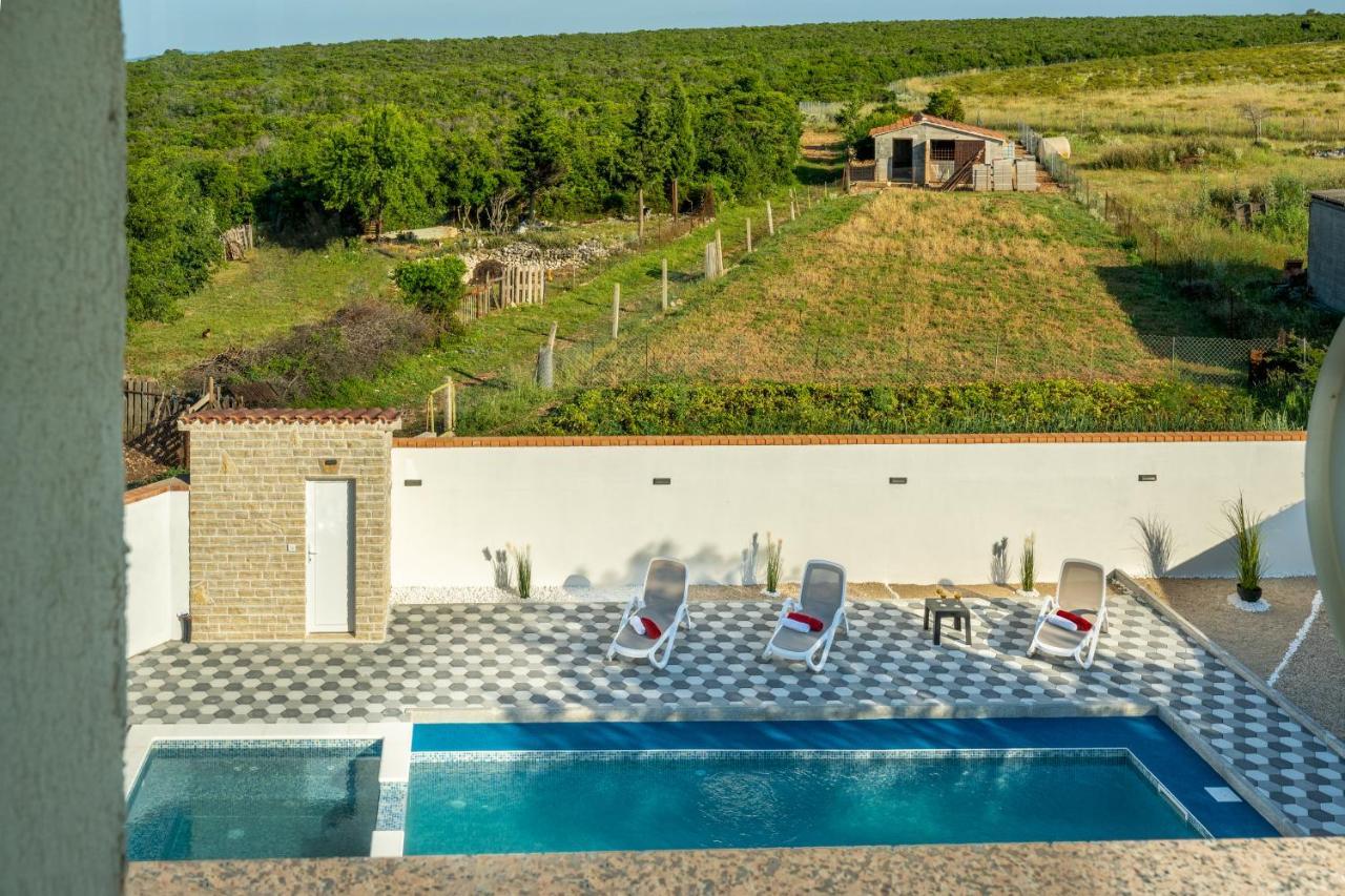 Apartment Miruna S Bazenom Donje Rastane Екстериор снимка